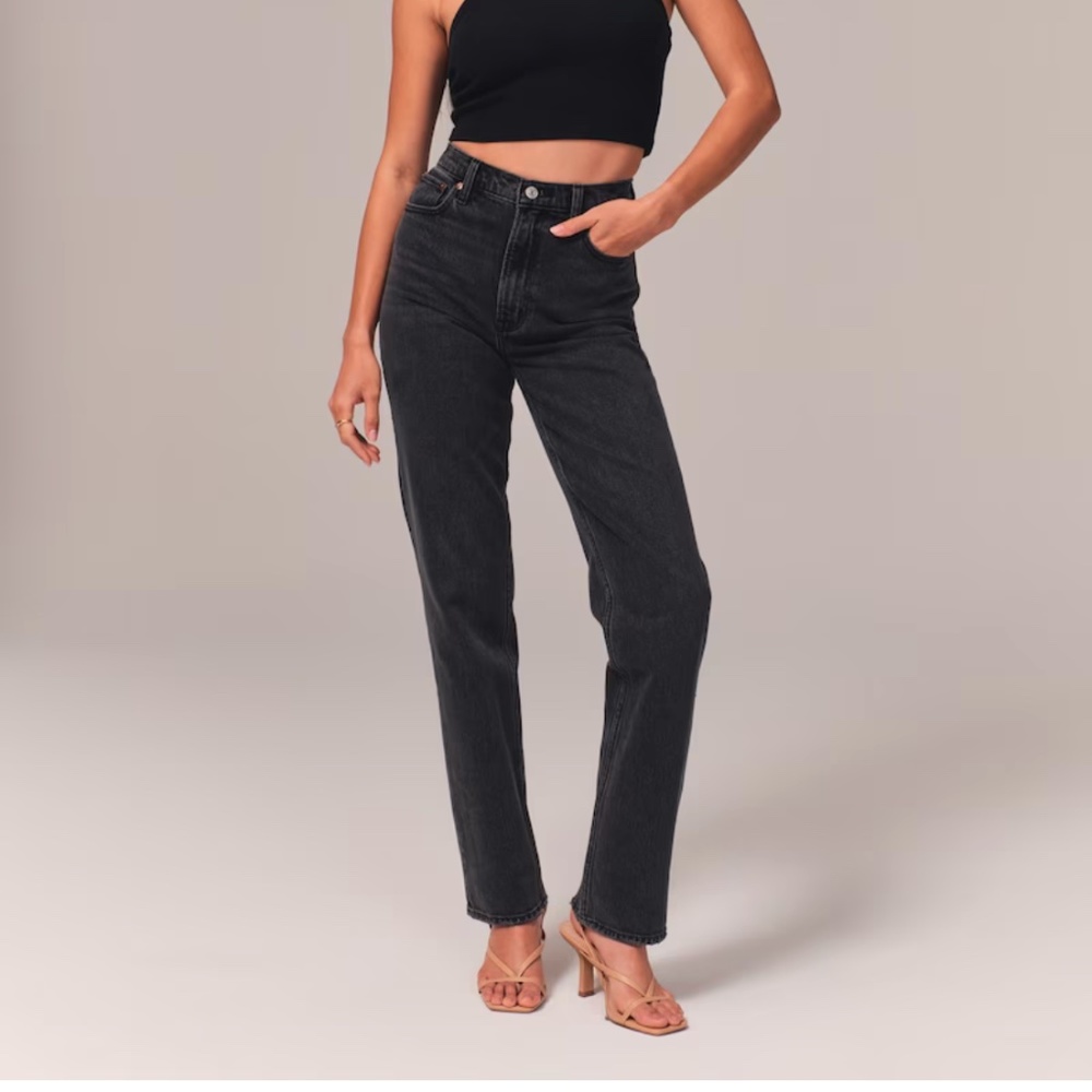 Abercrombie Ultra High Rise 90s Straight Jean